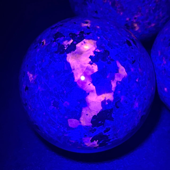 Syenite Spheres ( Set Of 3 ) Large (2.5-3 Inches)( UV Reactive ) Bulk Wholesale Lot Large Polished Carving