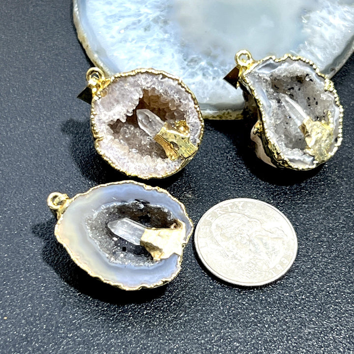 Oco Geode Druzy Crystal Pendant with Quartz Point (Gold Plated) Gemstone Jewelry Necklace Supply