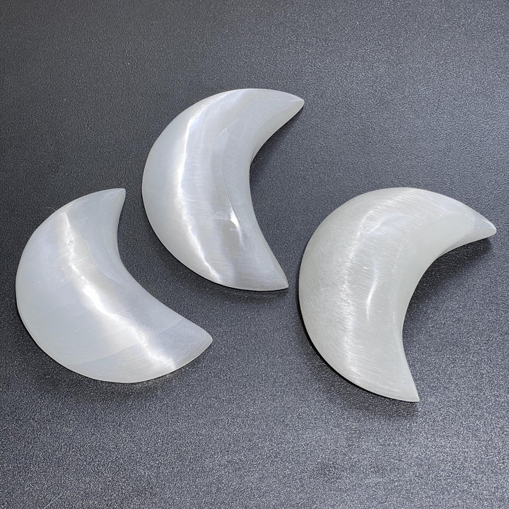 Selenite Crystal Puffy Crescent Moon Carving Gemstone Home Decor Supply