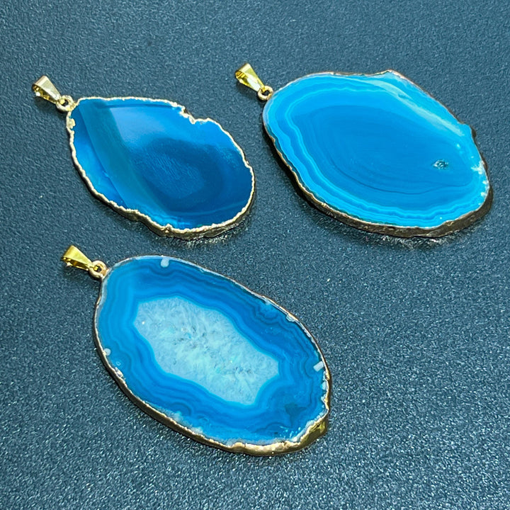 Teal Agate Slice Pendant (Gold Plated Edges)