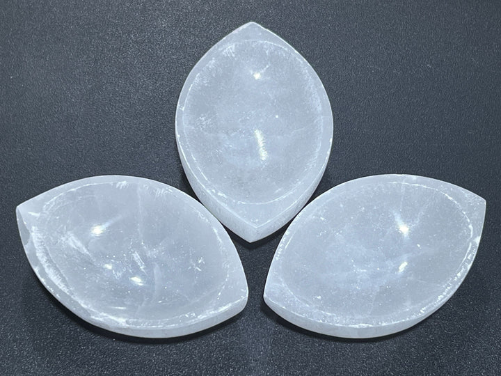 Selenite Crystal Bowl (4 Inch) Eye Shaped Carving Gemstone Polished Stone Dish