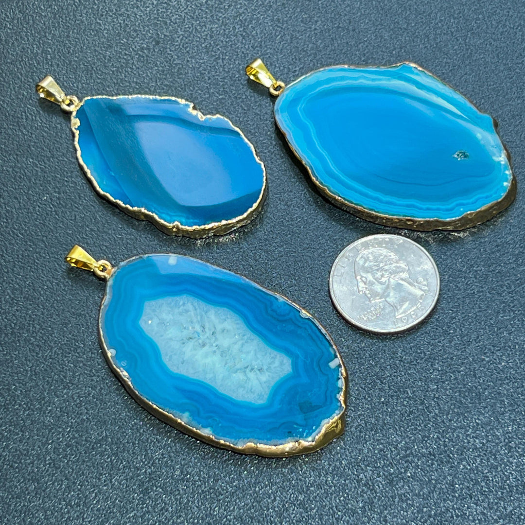 Teal Agate Slice Pendant (Gold Plated Edges)