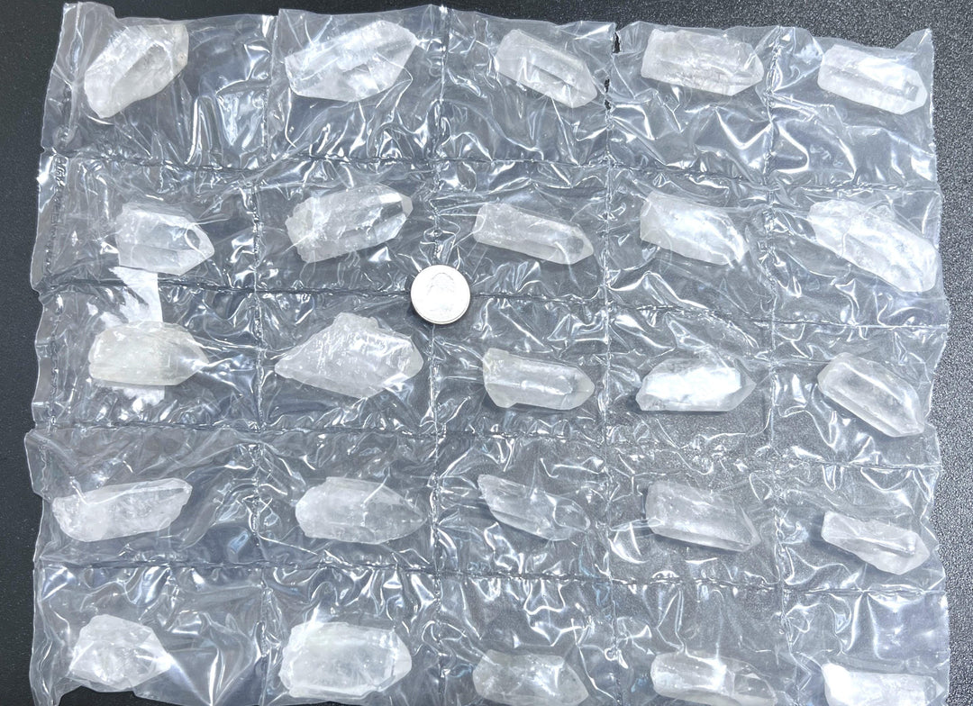 Clear Quartz Crystal Points (25 Pieces) Assorted Flat Pack Rough Raw Gemstones Bulk Wholesale