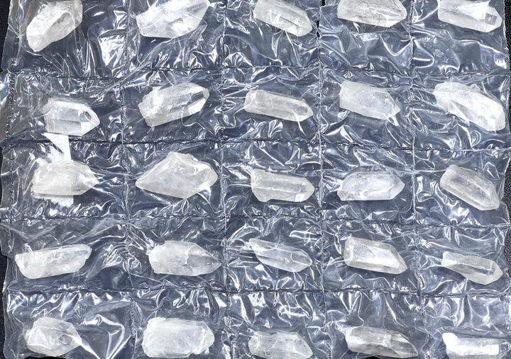 Clear Quartz Crystal Points (25 Pieces) Assorted Flat Pack Rough Raw Gemstones Bulk Wholesale