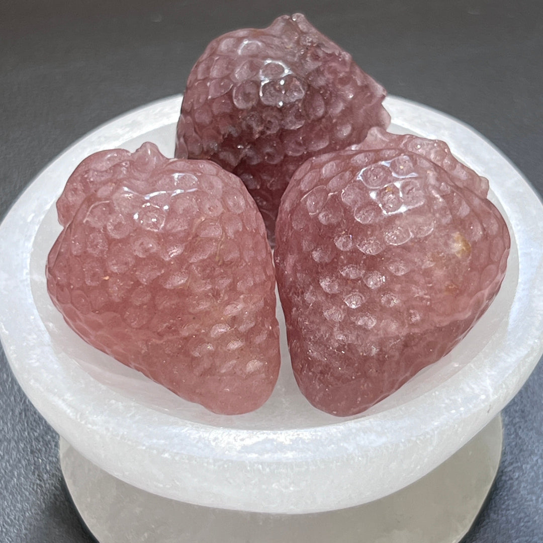 Strawberry Quartz Crystal Fruit Carving Gemstone Decor Supply